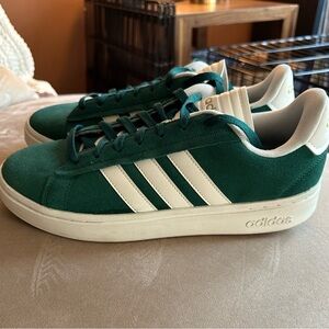 Adidas Grand Court Alpha sneakers in green, size 11